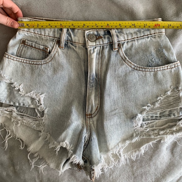 GARAGE HIGH RISE DENIM SHORTS - Picture 2 of 4